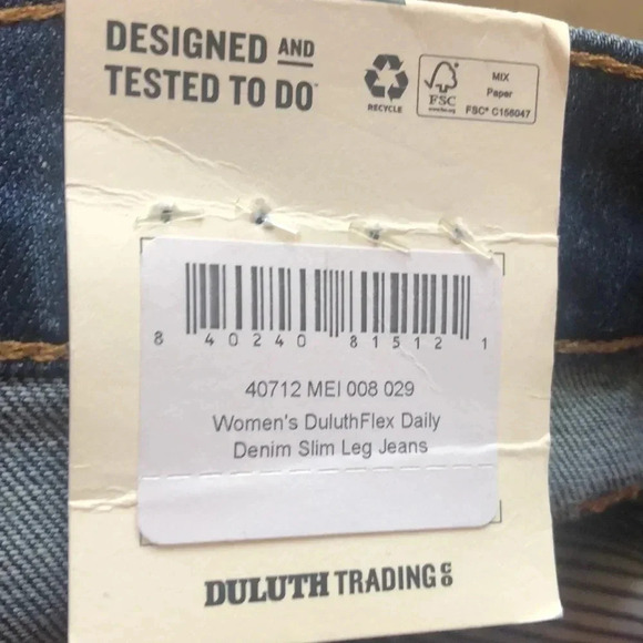 Duluth Daily Denim mid rise slim leg womens sz 8 New with tags - Picture 8 of 10